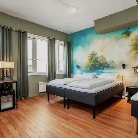 Отель Thon Partnerhotel Storgata 3*