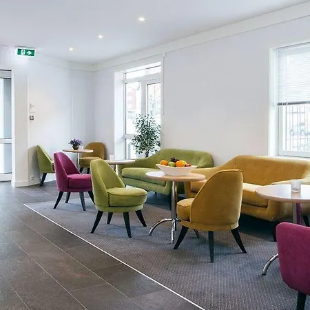 Thon Partnerhotel Storgata 3* Кристиансунн